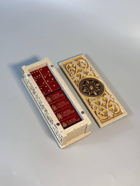 Домино красное с акрилового камня в коробке для хранения, индивидуальный дизайн, 50*25 мм, арт. 400014